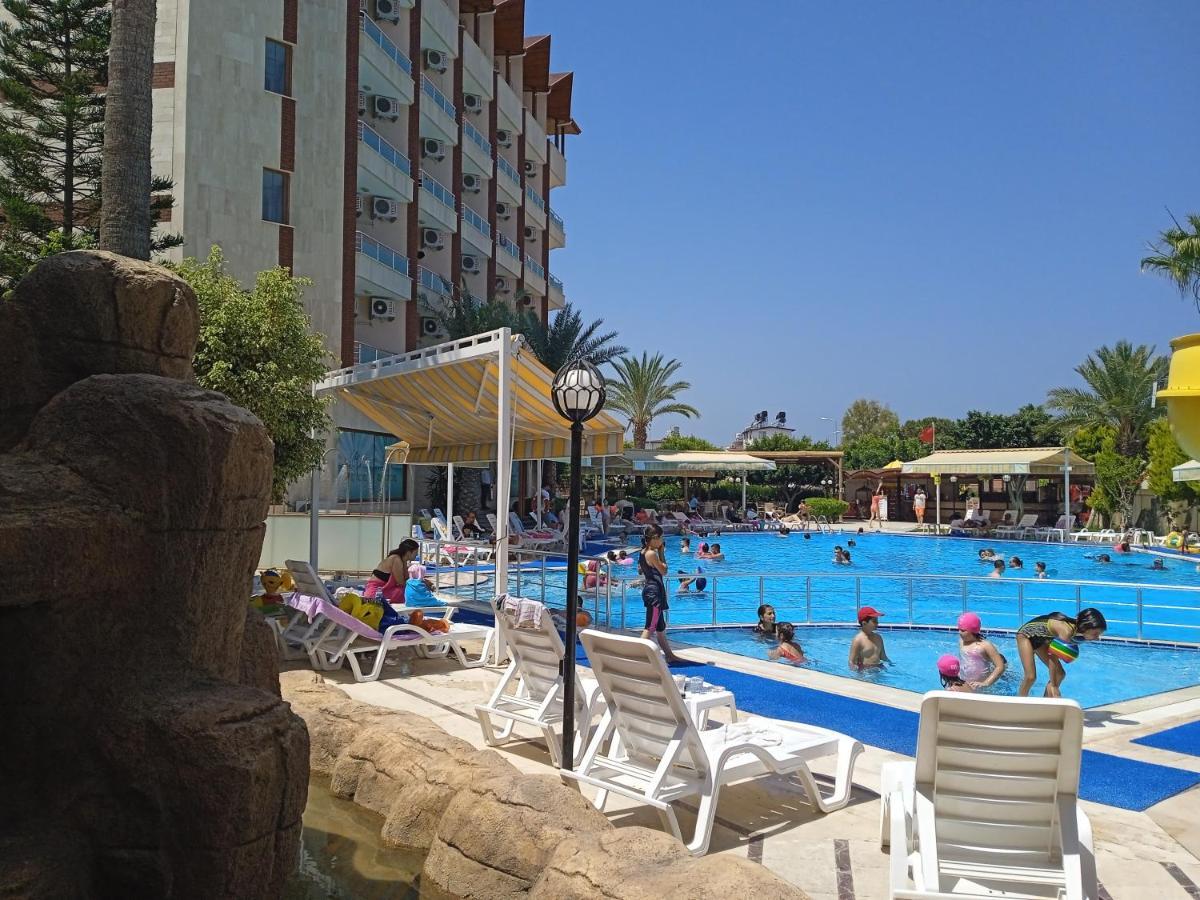 Gumus Hotel Arsuz ภายนอก รูปภาพ