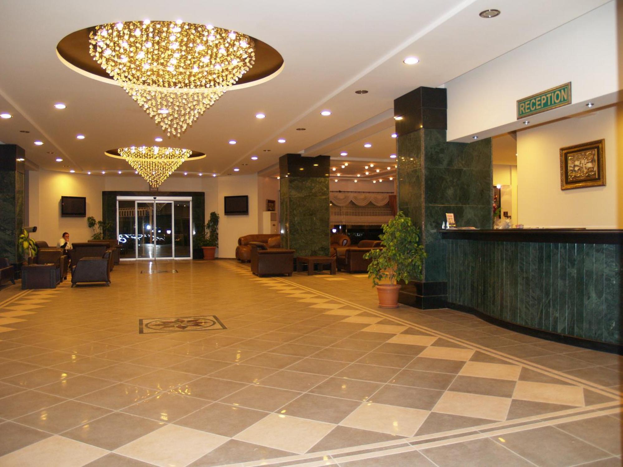 Gumus Hotel Arsuz ภายนอก รูปภาพ